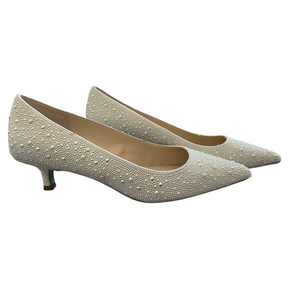 Betsey Johnson White Kitten Heel Pumps